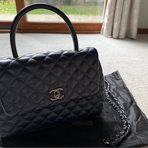 Women Handbag Purse Bag Shoulder Navy Blue Quilted Top Handle Extra Strap 11”x9” - Picture 5 of 7